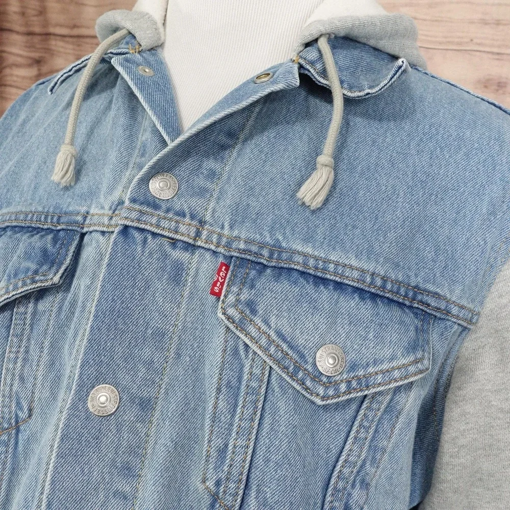Levi's Jacket Mens L Blue Denim Hooded Varsity Relaxed Fit Button Front Sleeves